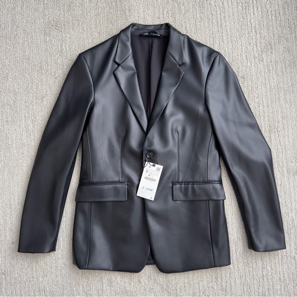 Zara Men’s Blazer size Small